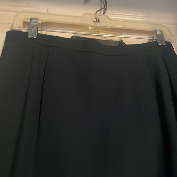 Dressy 2-pc Outfit - Picture 6 of 8